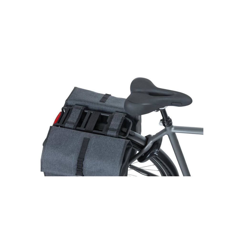 Sacoche double imperméable BASIL Urban Dry 50L