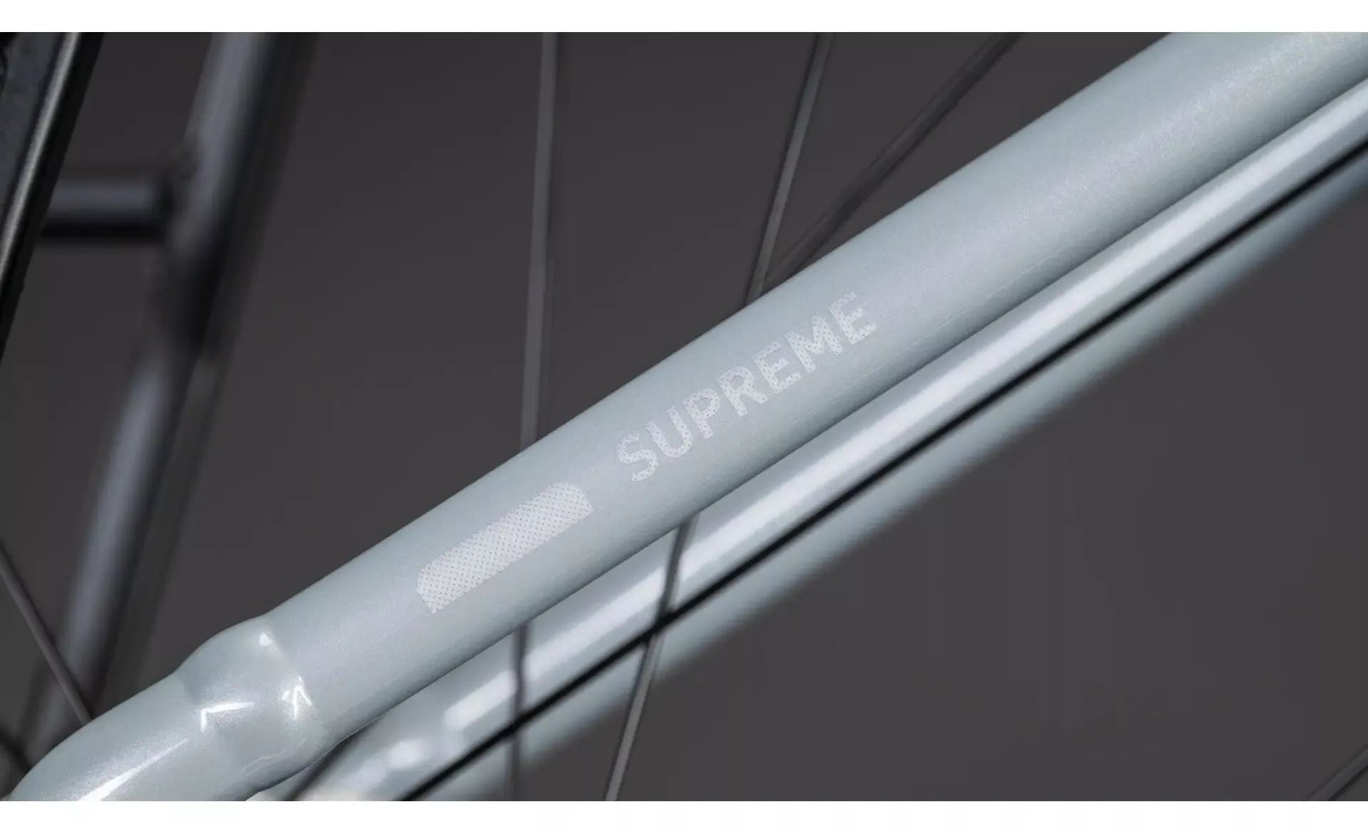 Vélo électrique Cube Supreme Hybrid Comfort ONE 2026